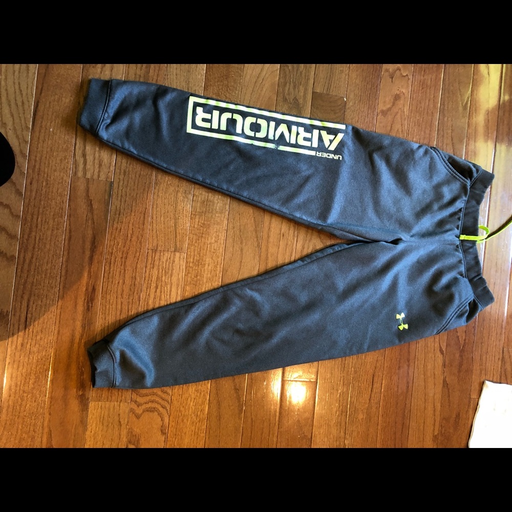 Boys grey sweatpants